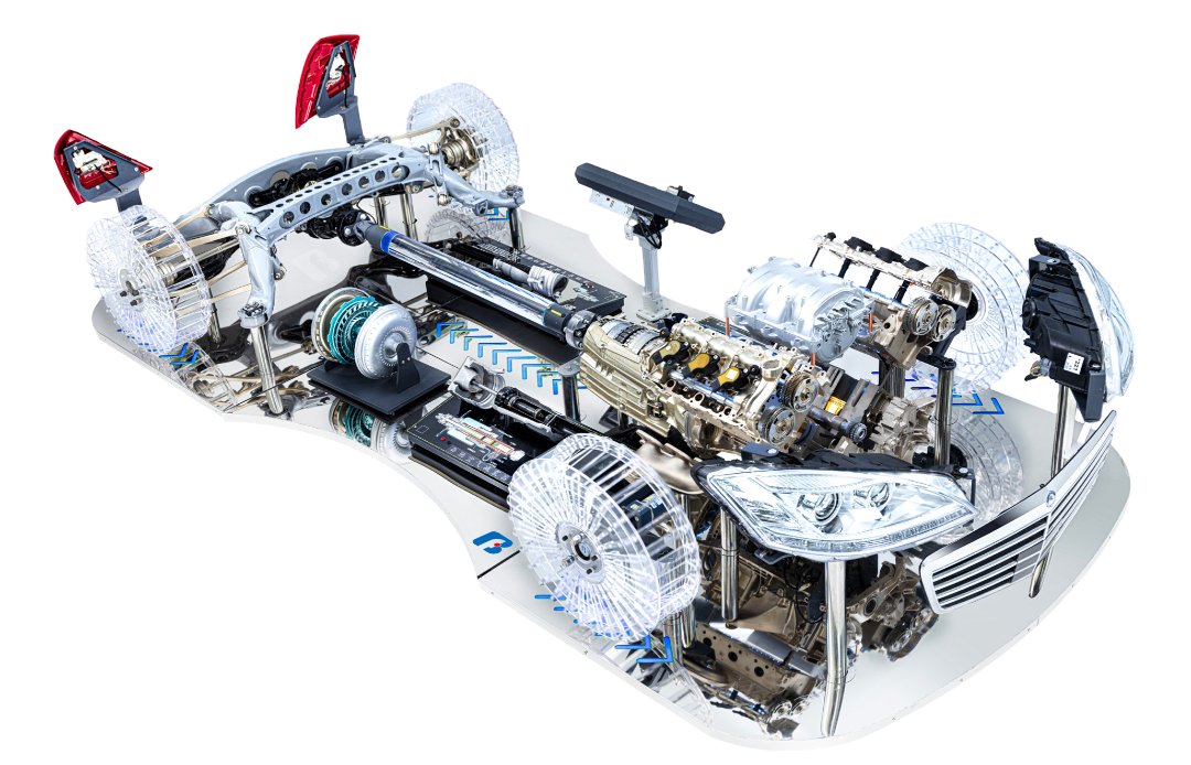 Hệ thống huấn luyện xe trong suốt của Mercedes-Benz